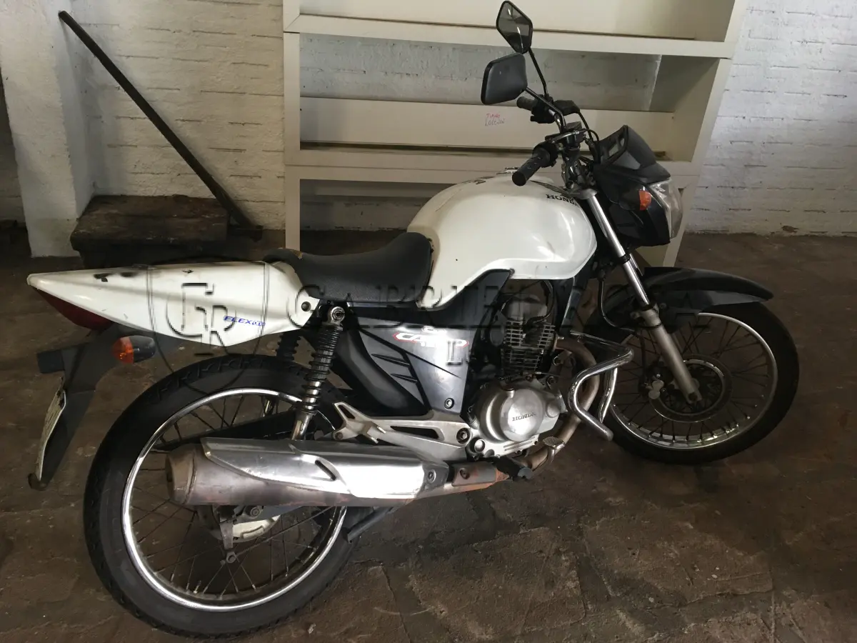 LOTE 003 - HONDA CG 150 CARGO ESD FLEX, ANO/MODELO 2014/2014, COR BRANCA, PLACA IWX1D92