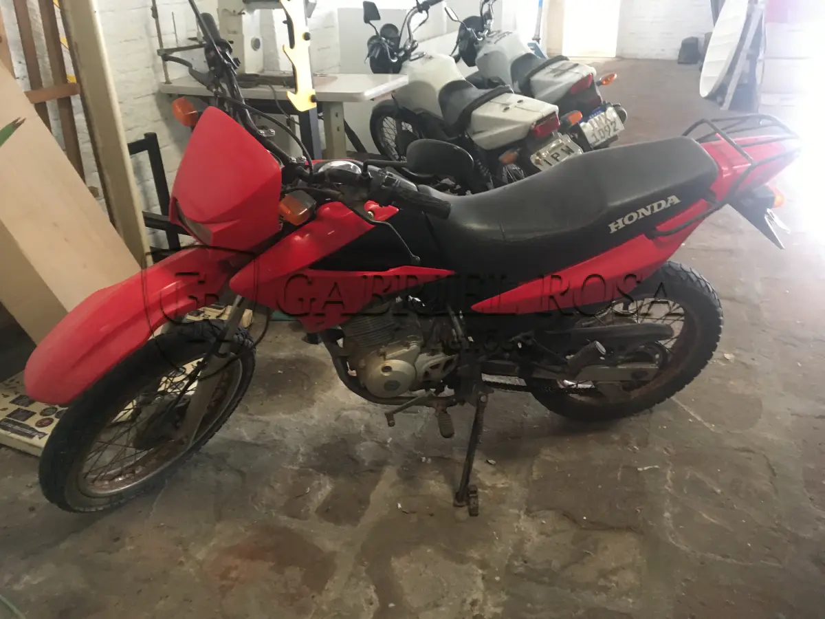 LOTE 002 - Motocicleta Honda NXR150 Bros ES 2007/2008, Gasolina, Cor Vermelha, Placa IOF2484