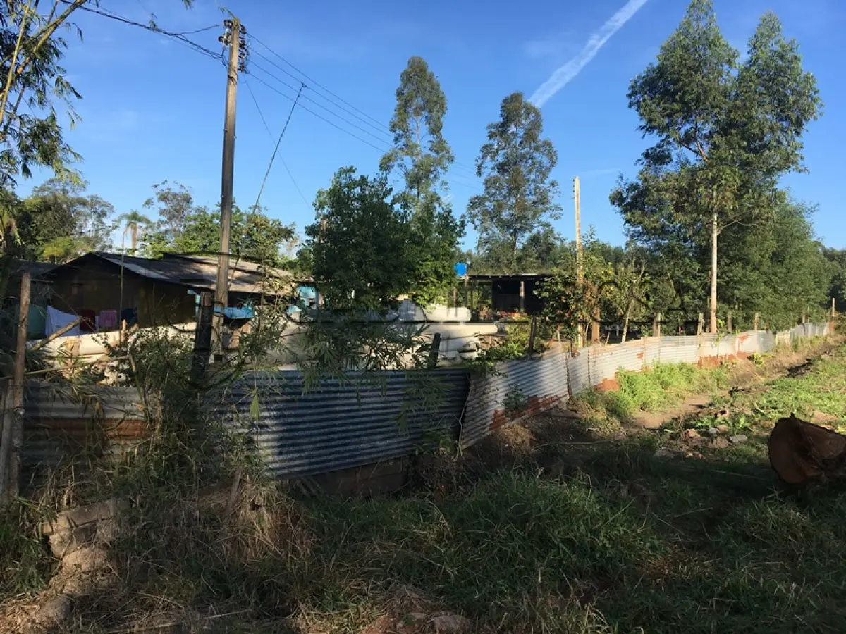 LOTE 002 - ÁREA DE TERRA PRÓXIMA AO CENTRO, COM ÁREA SUPERFICIAL DE 1.925,06 m², SITUADO NA RUA CAMPO GRANDE, Nº 2139, PORTÃO-RS, REGISTRADO SOB MATRÍCULA 3275