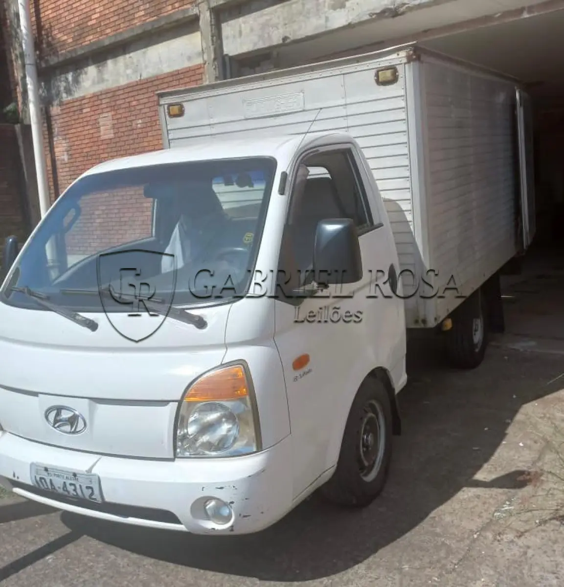 LOTE 002 - Camioneta Hyundai HR HDB, ano/modelo 2007/2008, placas IOA4312