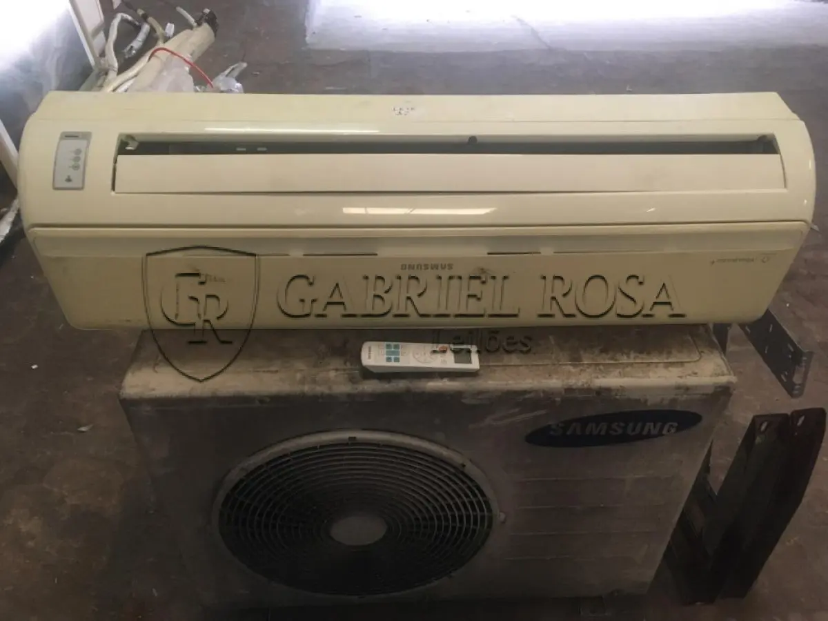 LOTE 012 - Ar Condiciondo Slpit SAMSUNG 24.000 Btus