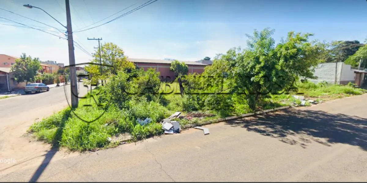 LOTE 001 - Um terreno sem benfeitorias, constituido dos lotes 4,5, e 6, com aérea territorial de 924,00 m2, o qual faz frente para a atual Rua Minuano, no Bairro Santo Afonso, Novo Hamburgo/RS, matrícula nº 67.515