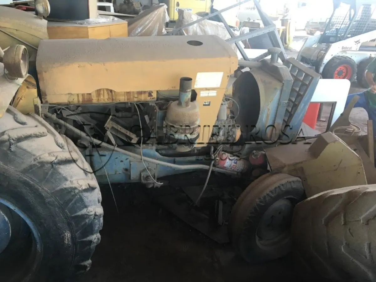 LOTE 001 - TRATOR AGRICOLA CBT 1105 (Ref: STA 01)