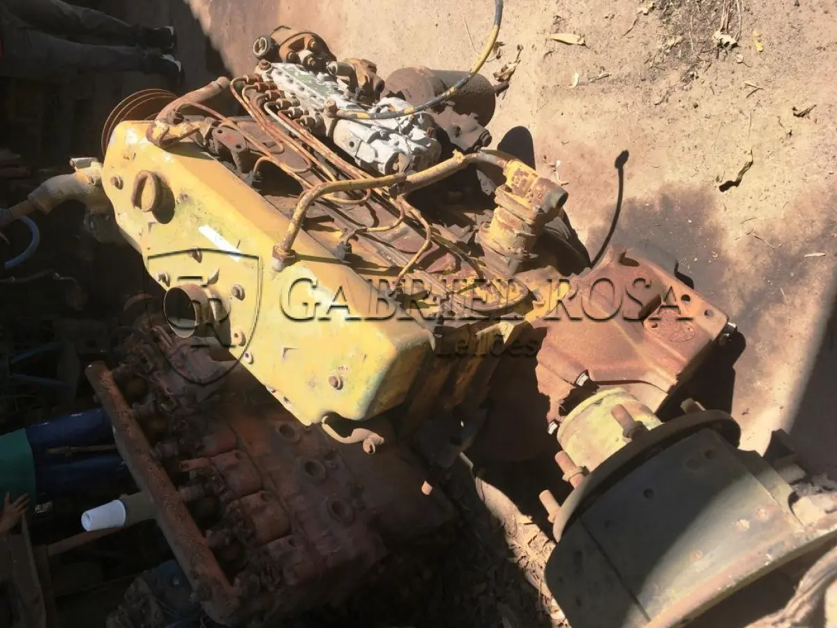 LOTE 029 - MOTOR MERCEDES BENS OM 352