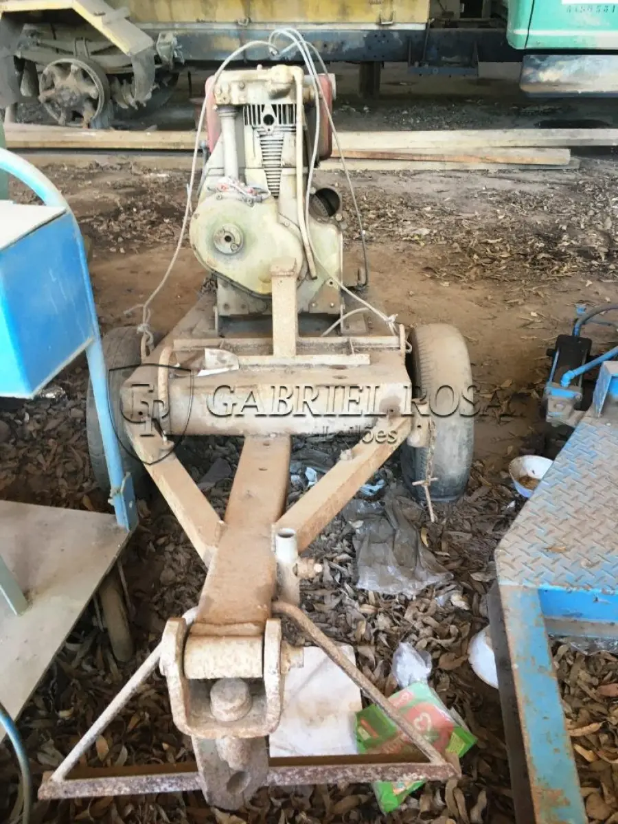 LOTE 023 - MOTO BOMBA AGRALE DIESEL