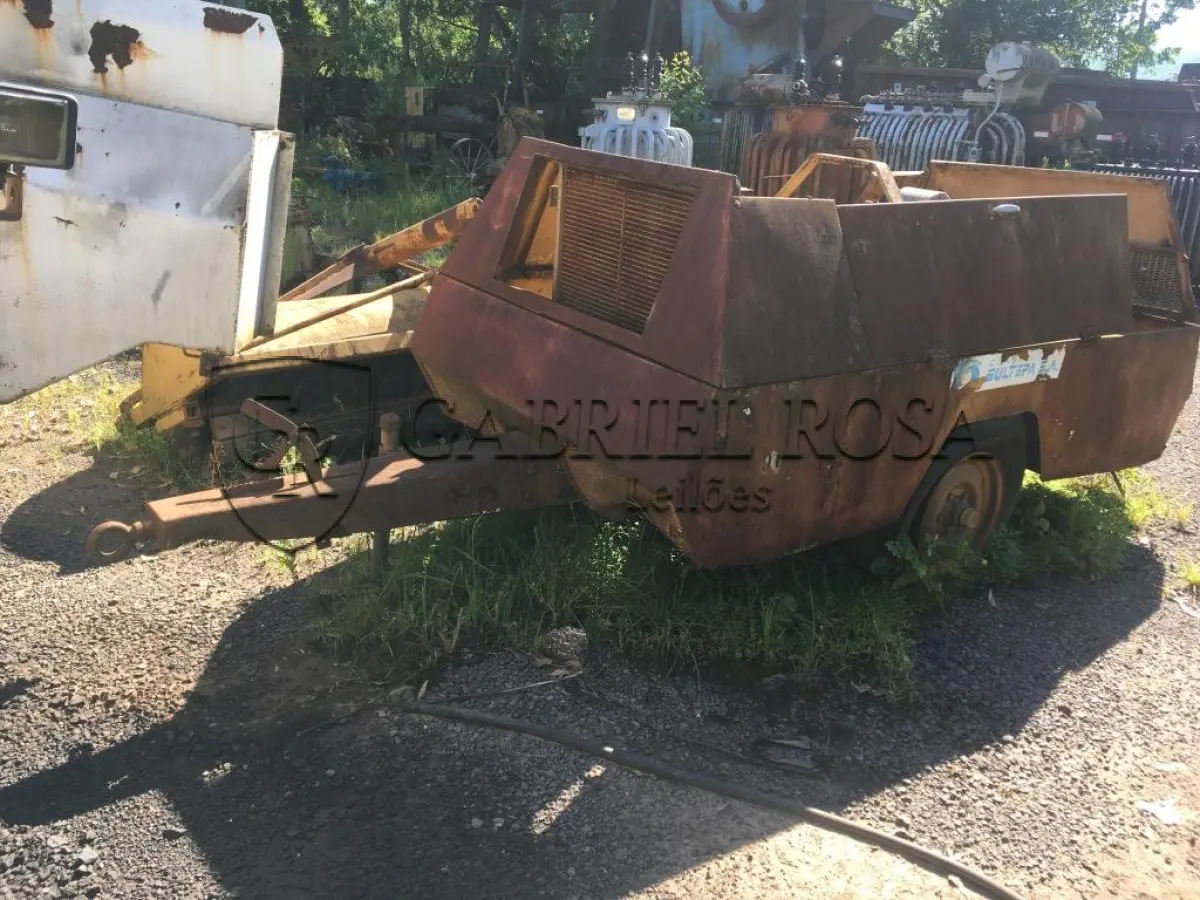 LOTE 005 - COMPRESSOR HOLAMN GR 162 (Ref.: SAR 49)