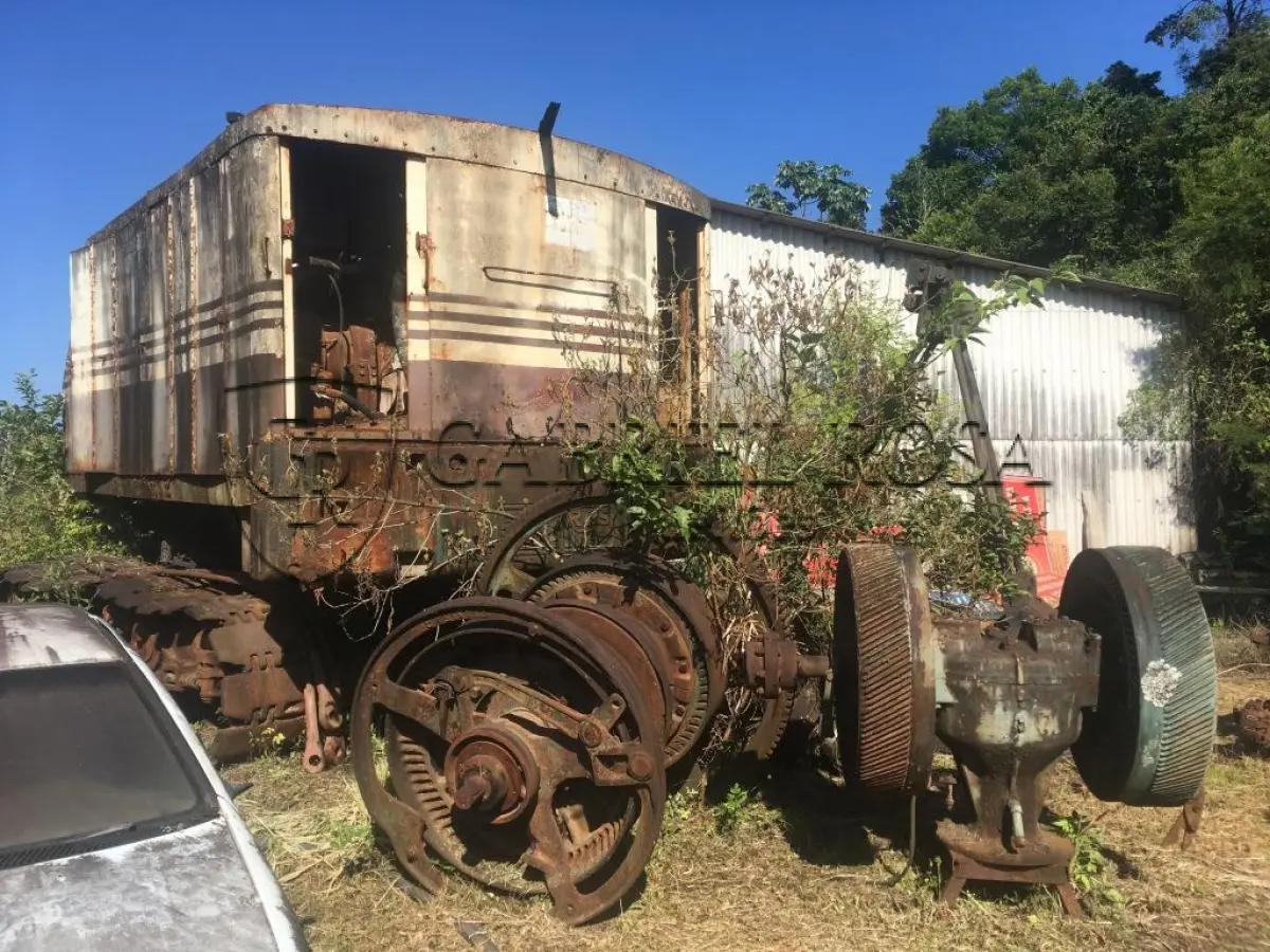 LOTE 002 - GUINDASTE BUCYRUS