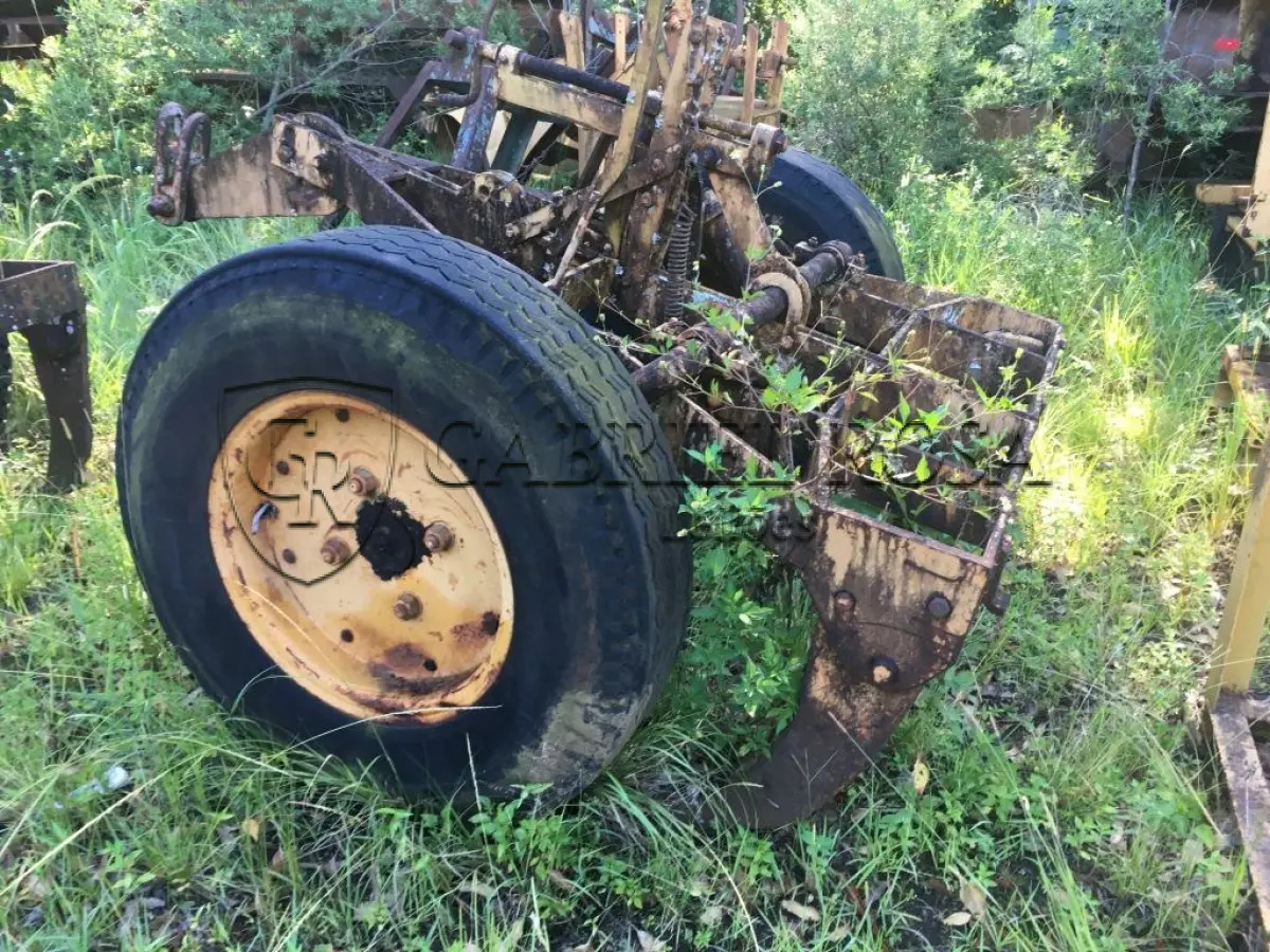 LOTE 018 - GRADE ARADO (Ref.: SGD 17)