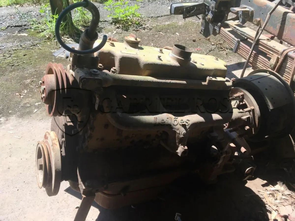 LOTE 029 - MOTOR MERCEDES BENS OM 352