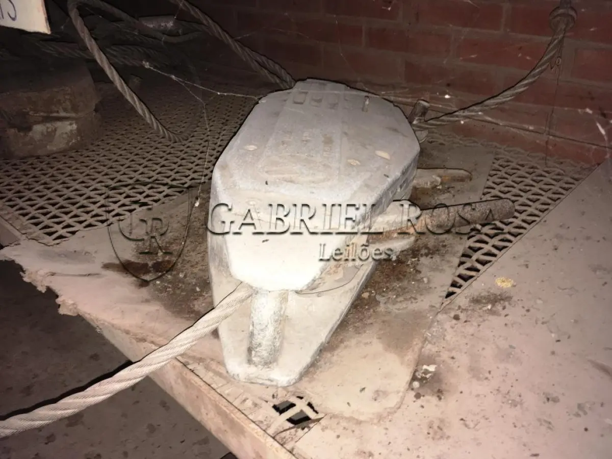 LOTE 080 - ROLDANA P/CORRENTE E TIRANTE C/CABO DE AÇO( 05 PEÇAS )