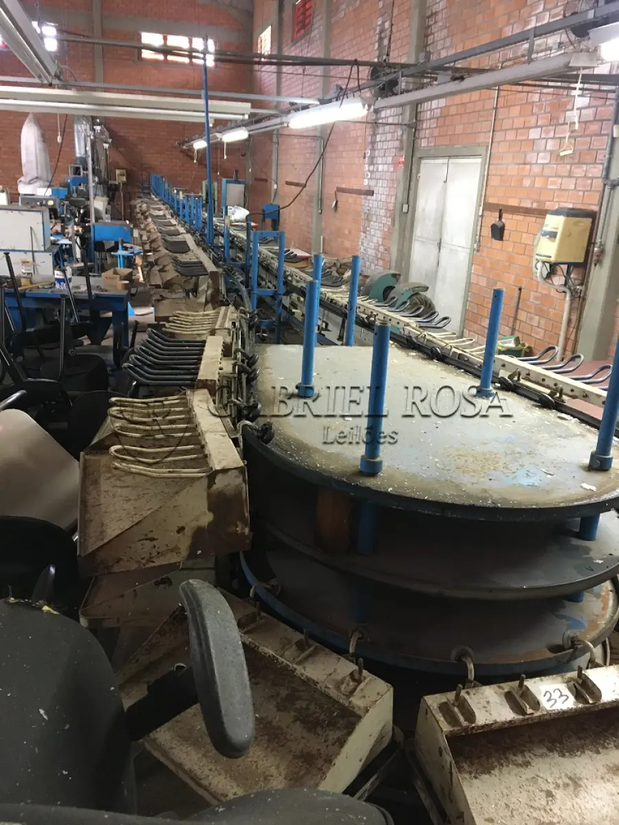 LOTE 092 - Esteira da linha de produção