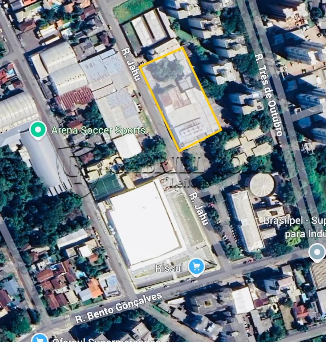 LOTE 001 - 12(doze) edificações em alvenaria, e o respectivo terreno com área de 4.339,00 m², e área total edificada de 3.768,26 m², situado na Rua Jaú, nºs 248, 256 e 318, Bairro Pátria Nova, Novo Hamburgo/RS. Registrado sob matrícula 28.161