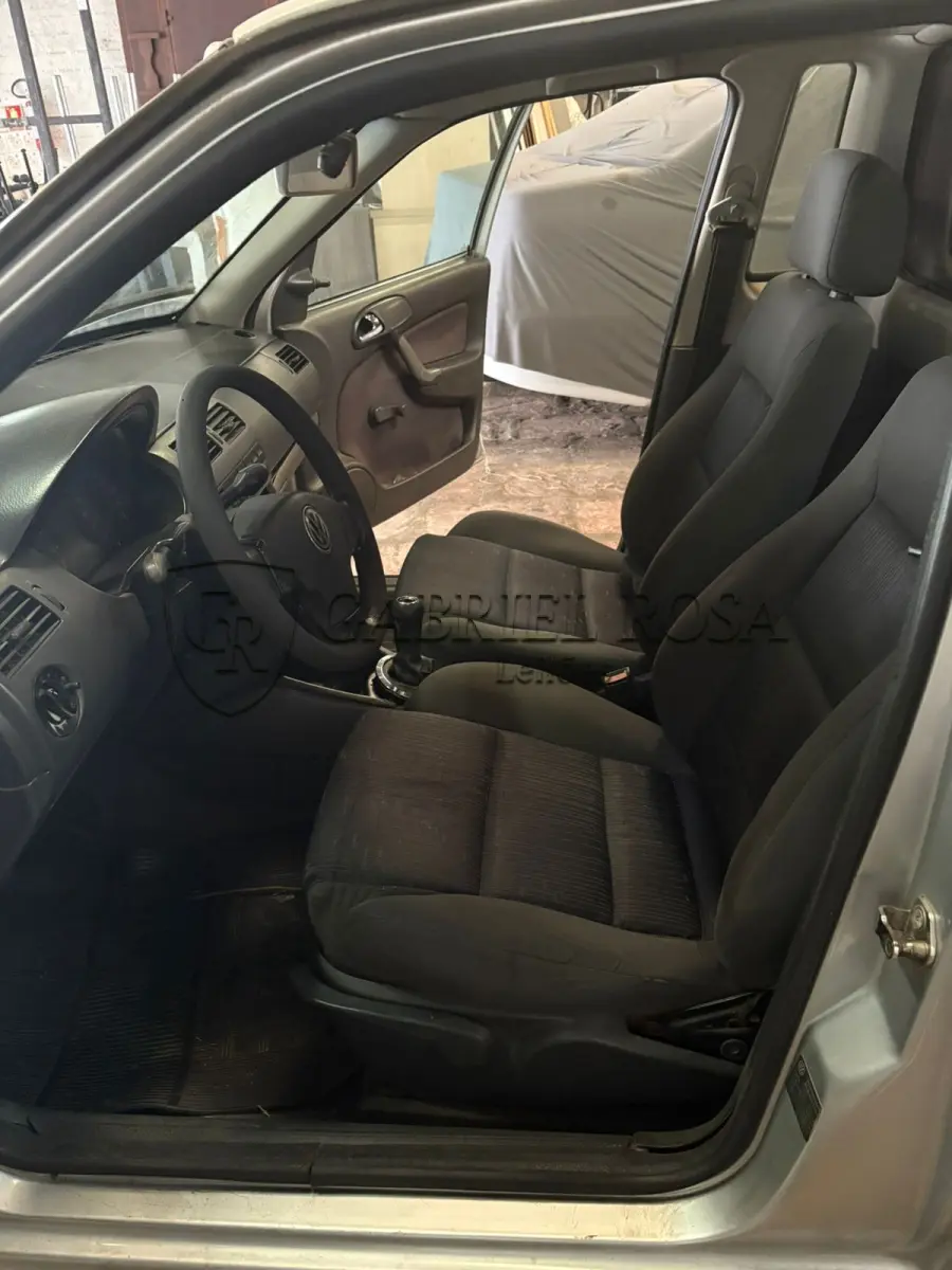 LOTE 007 - VW Saveiro Summer 1.8 Gasolina 2001/2002, Cor: Prata, Placa: IKN0F68 - EXTRAJUDICIAL