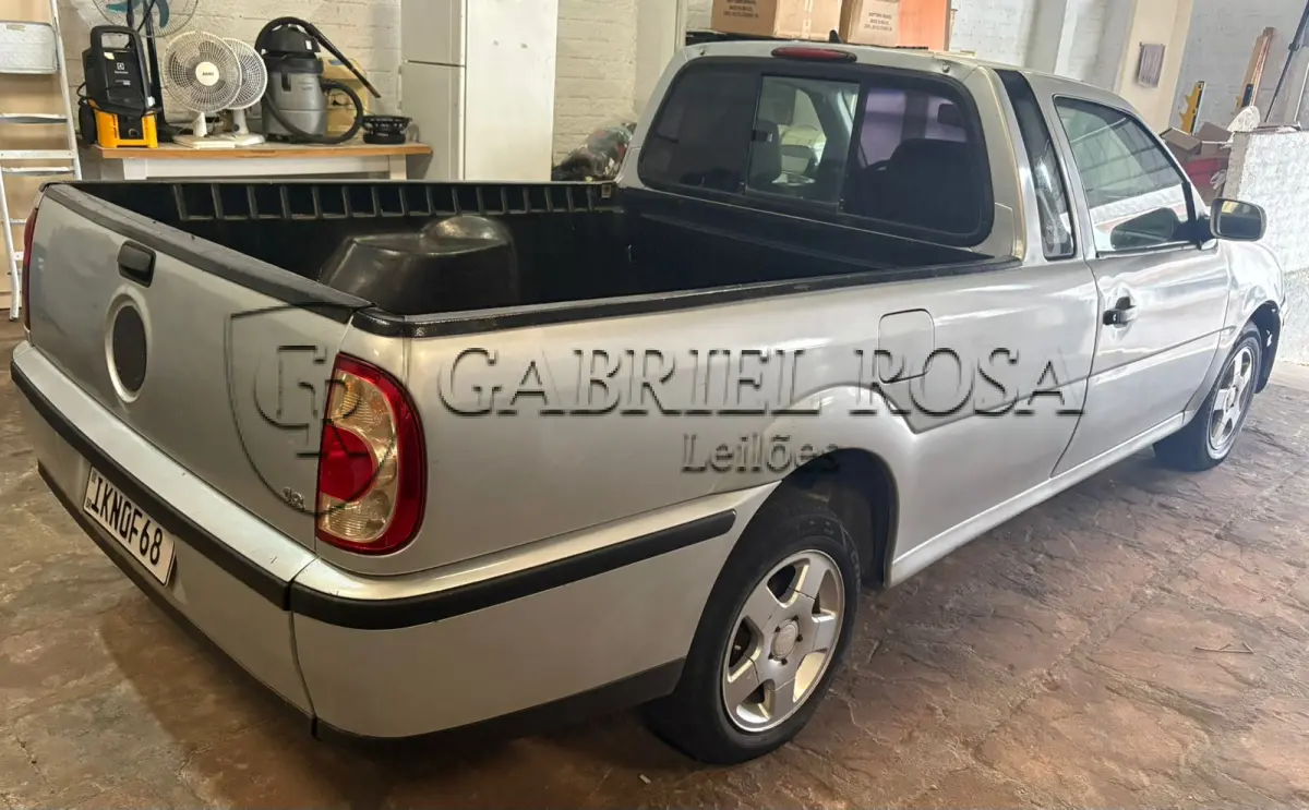 LOTE 007 - VW Saveiro Summer 1.8 Gasolina 2001/2002, Cor: Prata, Placa: IKN0F68 - EXTRAJUDICIAL
