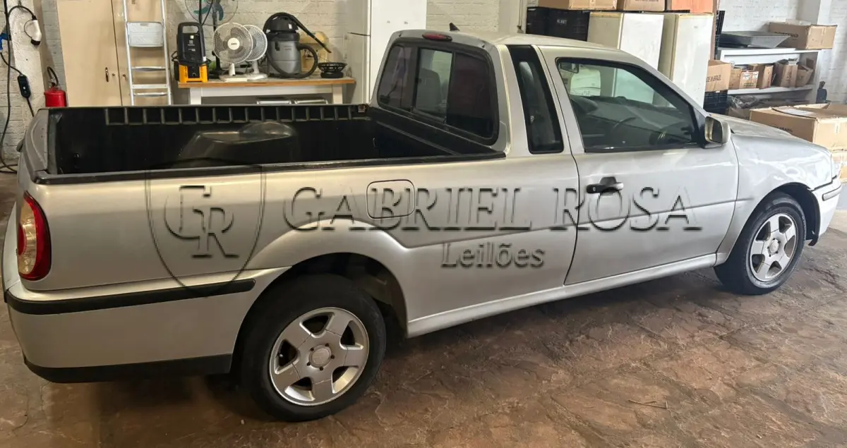 LOTE 007 - VW Saveiro Summer 1.8 Gasolina 2001/2002, Cor: Prata, Placa: IKN0F68 - EXTRAJUDICIAL