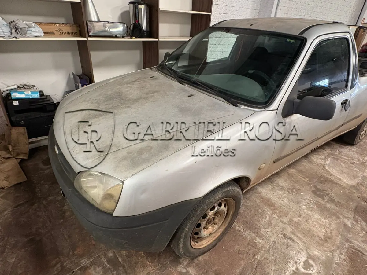 LOTE 002 - Ford Courier 1.6 L Gasolina, Ano/Modelo 2006/2007, Cor Prata, Placa INH5F51