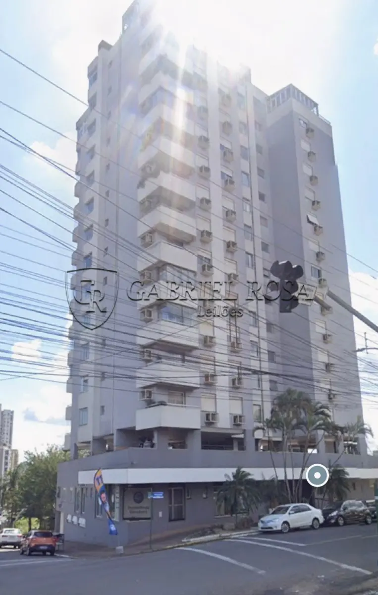 LOTE 001 - Box de estacionamento nº 42 do Edifício Galeria Lafayette, localizado no primeiro pavimento, com área real privativa de 12,00 m², situado na Rua Bento Gonçalves, nº 1020, Bairro Pátria Nova, Novo Hamburgo/RS. Registrado sob matrícula nº 52.519