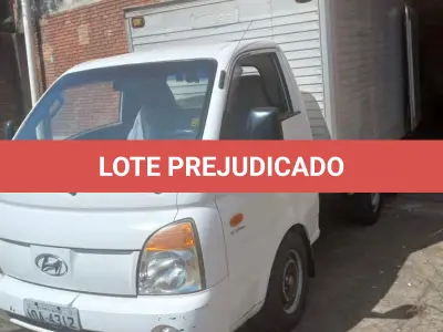 LOTE 002 - Camioneta Hyundai HR HDB, ano/modelo 2007/2008, placas IOA4312