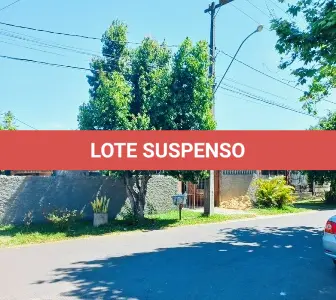 LOTE 001 - UM TERRENO SITUADO NO BAIRRO RINCÃO DOS ILHÉUS EM ESTÂNCIA VELHA, COMPOSTO DO LOTE 17 DA QUADRA 64, COM A ÁREA DE 480,24M2, SOBRE O TERRENO HÁ UM PRÉDIO RESIDENCIAL