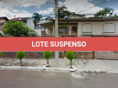 LOTE 001 - UMA CASA DE ALVENARIA COM ÁREA DE, APROXIMADAMENTE, 219,00 M², SOB Nº 688 DA RUA SANTO ÂNGELO, E O RESPECTIVO TERRENO NO BAIRRO GUARANI, NOVO HAMBURGO/RS