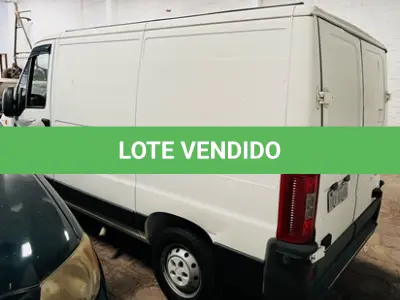 LOTE 002 - VEÍCULO FIAT/DUCATO CARGO, COR BRANCA, PLACA IRV8149, ANO/MODELO 2011/2012, RENAVAM: 00323738150, CHASSI: 93W244F14C2075662.