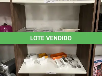LOTE 021 - Utensílios de cozinha