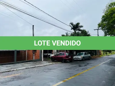 LOTE 006 - UM TERRENO SITUADO NA VILA  MENTZ, CONSTITUÍDO DO LOTE Nº 46 DA QUADRA M, COM A ÁREA DE 324,00M2,  COM UM PRÉDIO DE CONSTRUÇÃO MISTA DE 104,28M2, LOCALIZADO NA RUA UNIÃO SUL AFRICANA, Nº 328