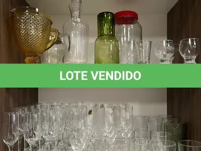 LOTE 024 - Copos, jarras, entre outros