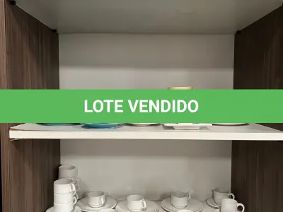 LOTE 022 - Xícaras e diversos