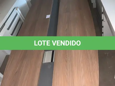 LOTE 194 - Móveis usados