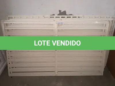 LOTE 191 - Expositores usados