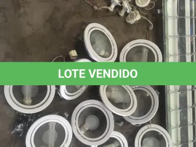 LOTE 007 - Luminarias e refletores