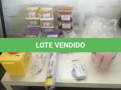 LOTE 009 - Agulhas, Tubos, Seringas, Luvas entre outros