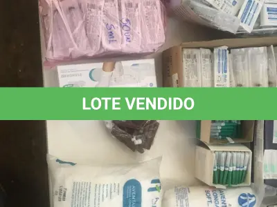 LOTE 009 - Agulhas, Tubos, Seringas, Luvas entre outros