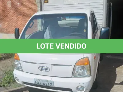 LOTE 000 - LOTE UNIFICADO! Lote 001: Camioneta SSANGYONG KYRONM 200 XDI, ano/modelo 2010, placas IWT2244. Lote 002: Camioneta Hyundai HR HDB, ano/modelo 2007/2008, placas IOA4312. Lote 003: Motocicleta Honda CG 125 Fan, ano/modelo 2007/2008, placa INS5651