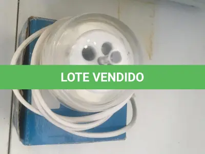 LOTE 004 - Centrífuga Analógica, Mini incubadora