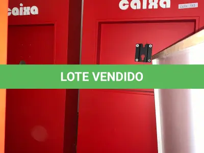 LOTE 193 - Móveis usados