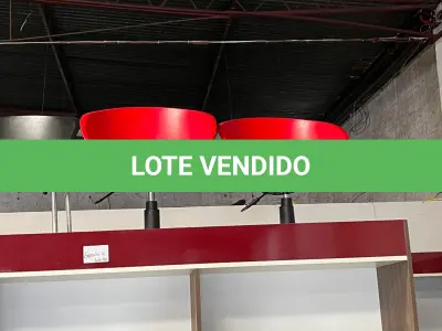 LOTE 178 - Cadeiras