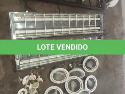 LOTE 007 - Luminarias e refletores