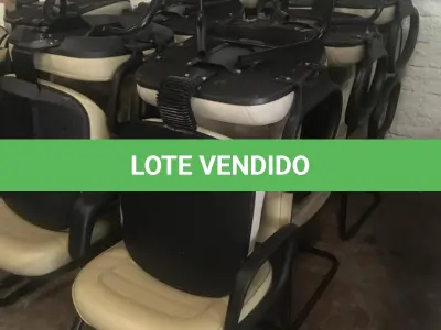 LOTE 006 - Cadeiras diversas