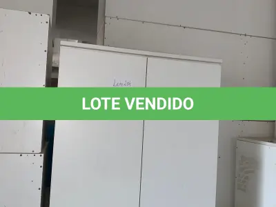 LOTE 204 - Móveis para escritório usados
