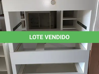 LOTE 192 - Móveis usados
