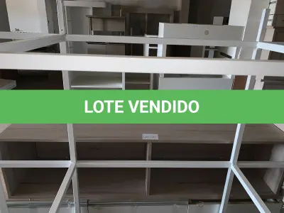 LOTE 200 - Móveis usados
