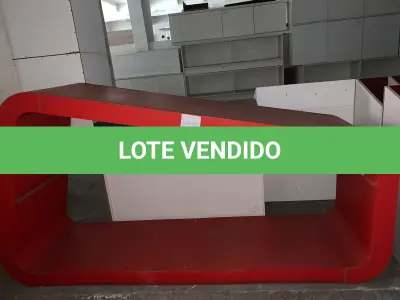 LOTE 214 - Expositores