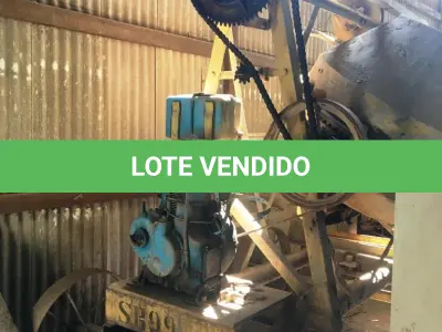 LOTE 036 - BETONEIRA ELÉTRICA 600 L AUTO CARREGAVEL (Ref.: SB 99)