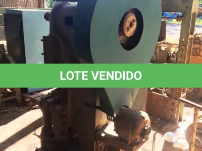 LOTE 024 - MÁQUINA DE CORTE DE CANTONEIRAS