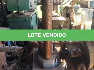 LOTE 025 - PRENSA PARA LABORATÓRIO