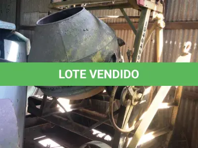 LOTE 036 - BETONEIRA ELÉTRICA 600 L AUTO CARREGAVEL (Ref.: SB 99)