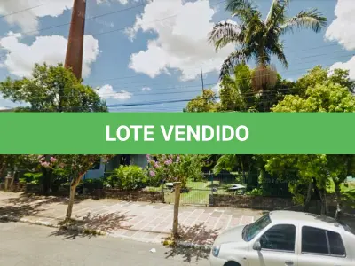 LOTE 009 - Uma casa de construção mista com área de 110,50 m² e o respectivo terreno com área superficial de 1.056,00 m², localizado na Rua Theodomiro Porto da Fonseca, nº 153, Bairro Centro, Estância Velha/RS. Registrado sob matrícula 10.316