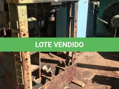 LOTE 038 - PRENSA HIDRÁULICA